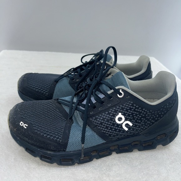Once We Were Warriors Shoes - On Cloudstratus Shoes woman's Size 9 Blue CloudTec Running Sneakers